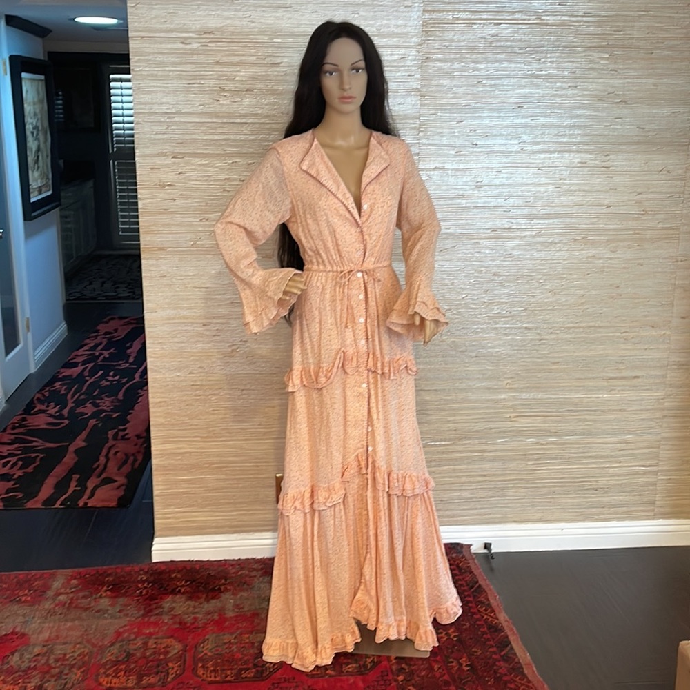 CHASING UNICORNS DREAM ON RUFFLE MAXI DRESS !! Stunning
